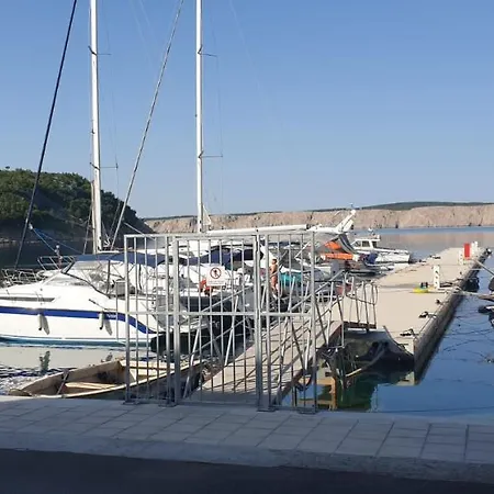 Gostinjska kuća Dea 3*