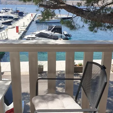 Gostinjska kuća Dea 3*