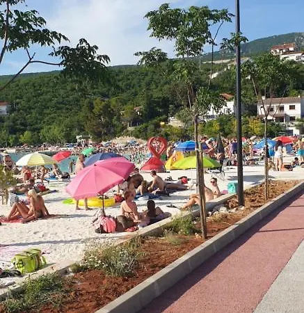 Gostinjska kuća Dea 3*