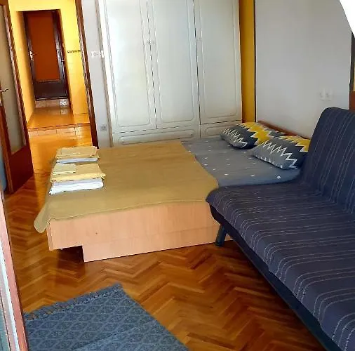 Konukevi Dea Jadranovo