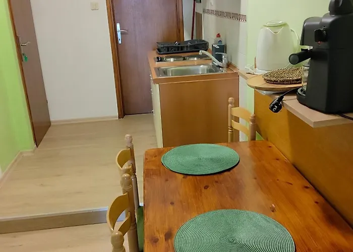 Dea Konukevi 3*