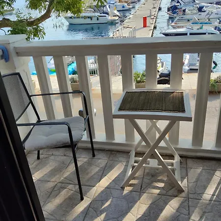 Dea Guest house 3*