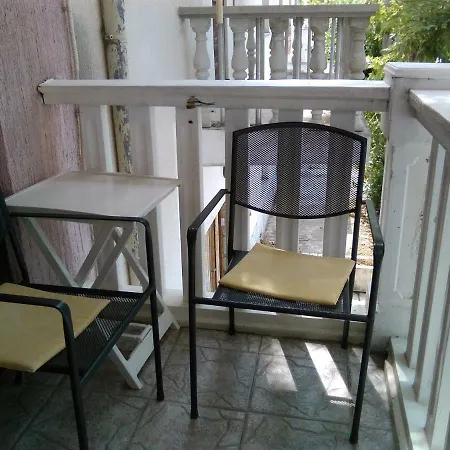 Dea בית הארחה יאדראנובו